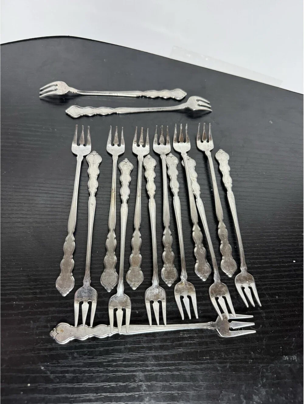Onceida Distinction Deluxe Stainless Steel Cocktail forks set of 15